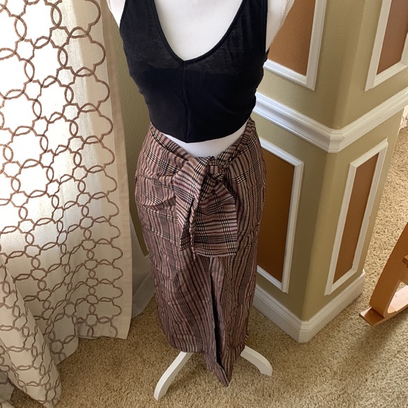 BNWT Zara Plaid Tie-Front Midi Skirt SIZE L - Picture 2 of 14